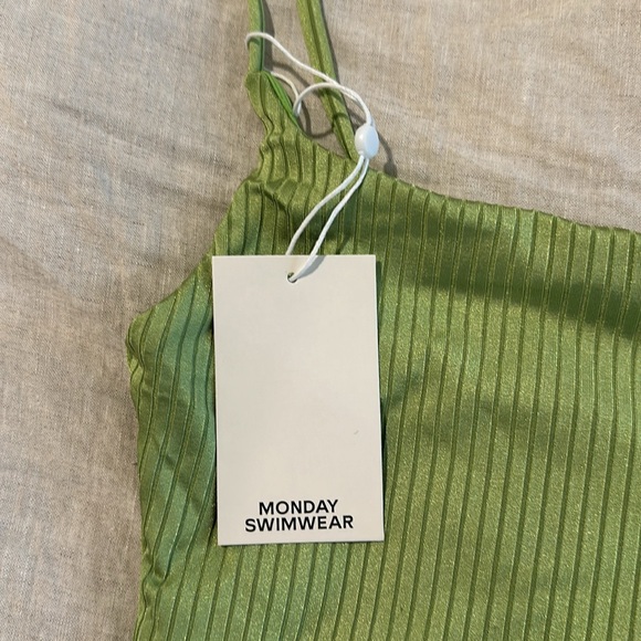 Monday swimsuit - Picture 6 of 8